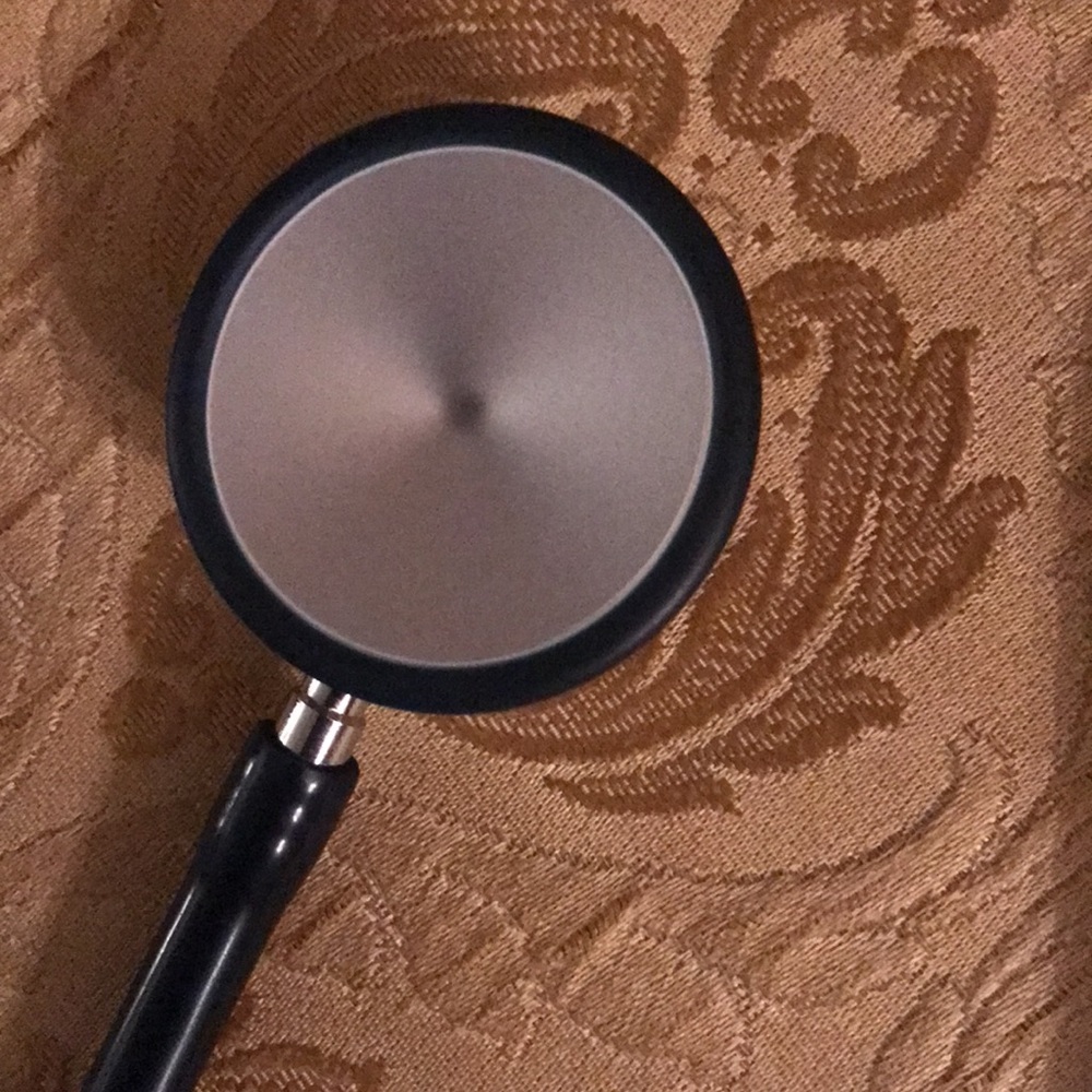 Stethoscope - Picture 4 of 7
